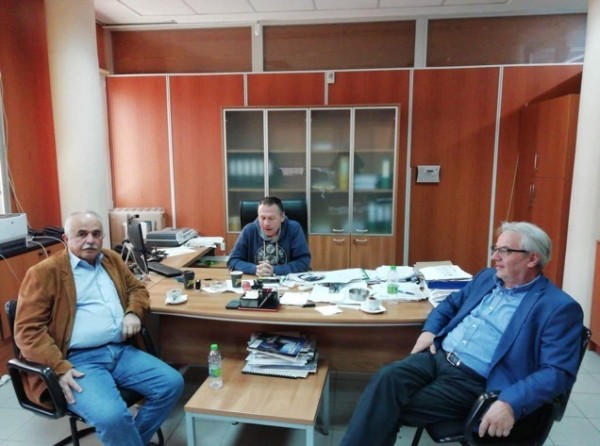 Ακριώτης και Πρατσόλης κατά της κατάργησης των δύο Πανεπιστημιακών τμημάτων στα Ψαχνά