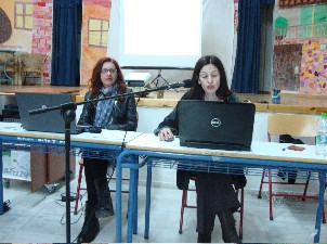 Έχει διαφορά να μεγαλώνεις αγόρι ή κορίτσι