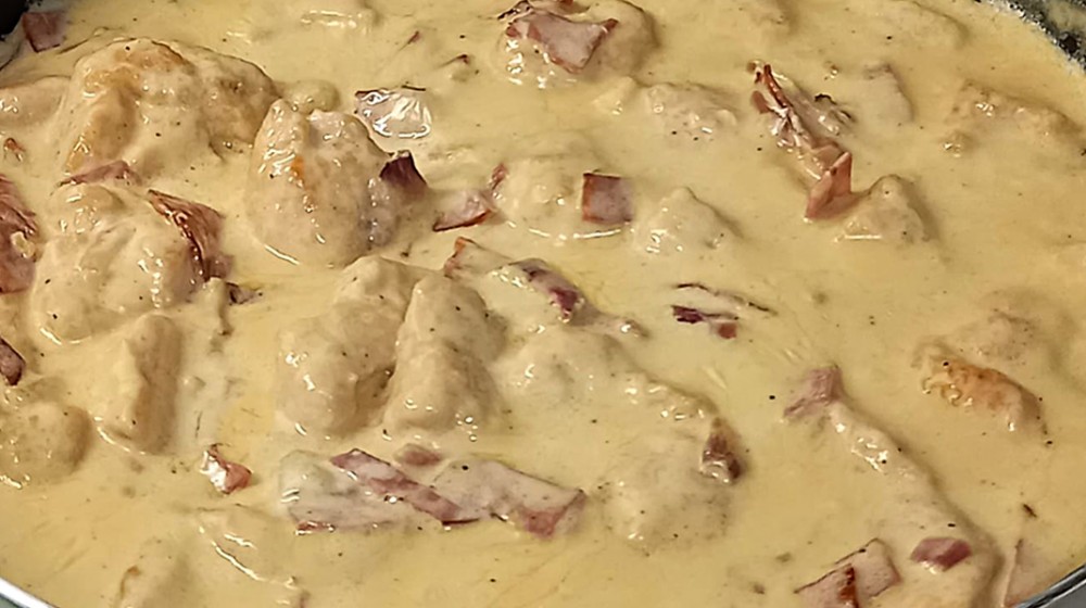 Κοτόπουλο με τυρί κρέμα και μοτσαρέλα