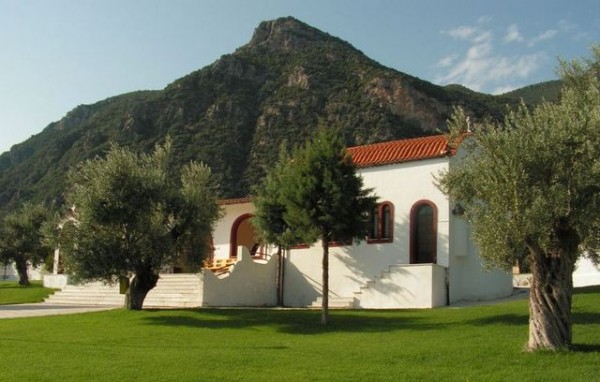 Αρχίζουν οι εγγραφές για τις Κατασκηνώσεις της Μητρόπολης στις Ροβιές