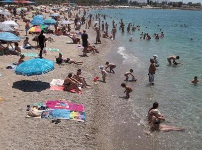 ΠΑΡΑΛΙΕΣ, ΚΑΦΕΤΕΡΙΕΣ, ΜΠΑΡ ΚΑΙ ΞΕΝΟΔΟΧΕΙΑ: Τι λέει το προσχέδιο της κυβέρνησης