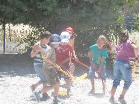 Διακόσια παιδιά ζωντάνεψαν το παλιό σχολείο της Λούτσας