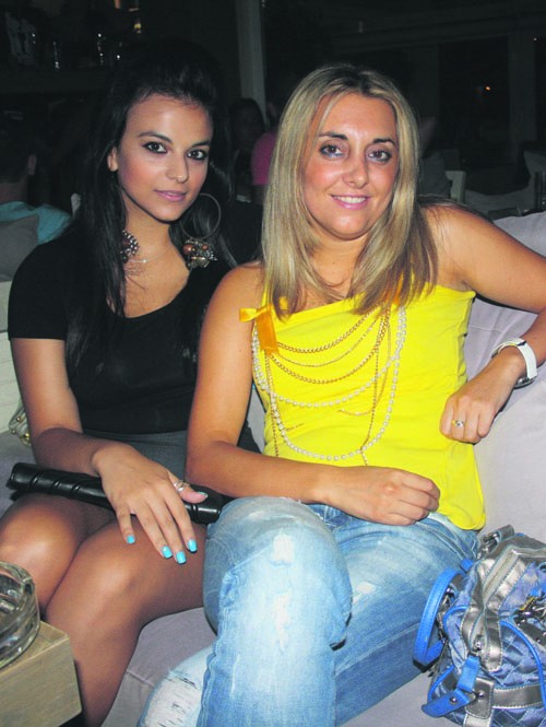 Λένε ναι, στην πλάτη!