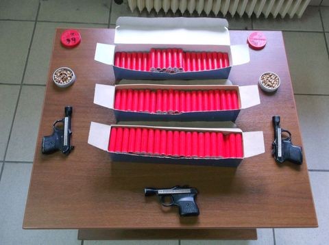 Κι άλλες κατασχέσεις κροτίδων και βεγγαλικών