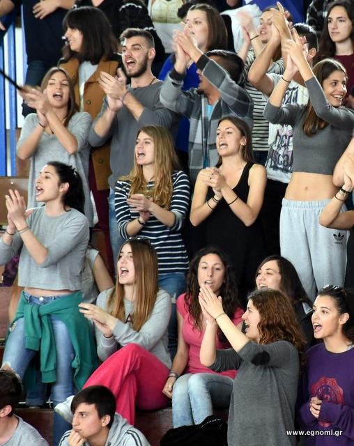 Ultras ...γένους θηλυκού στον τελικό μπάσκετ Λυκείων