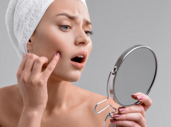 Έτσι θα μειώσετε τους πόρους στο πρόσωπο σας!