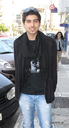 Ο Χαλκιδέος Σαρμπέλ μαγειρεύει