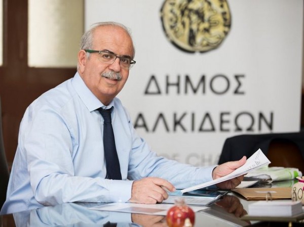 ΠΑΓΩΝΗΣ: Η σκέψη μας είναι κοντά στους μαθητές που γράφουν στις Πανελλήνιες