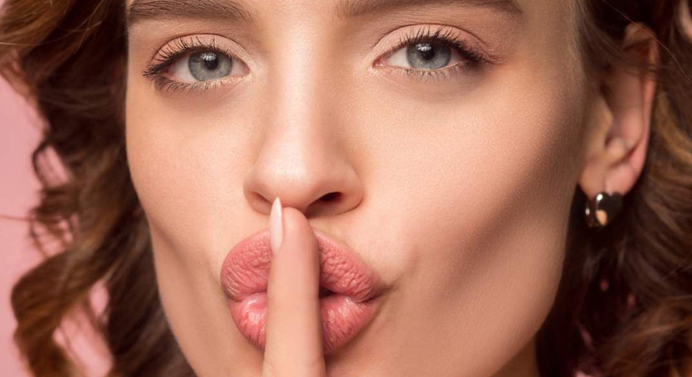 4+ 1 tips για πιο ζουμερά χείλη, χωρίς επεμβάσεις!