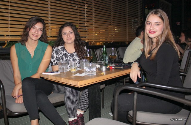 Έχει γοητεία το κοστούμι