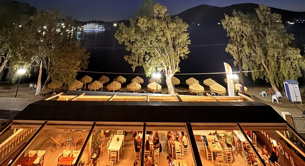 TASSOS BAY: Φωτίζει τον Αλμυροπόταμο κυριολεκτικά και ...γευστικά!