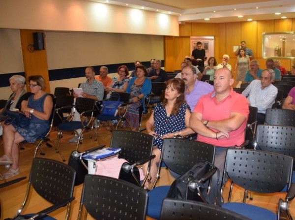 Ενημέρωση και δώρο του Δημάρχου στους διευθυντές Γυμνασίων και Λυκείων