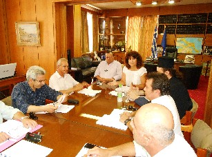 Κοινό ψήφισμα υπέρ της Κυριακάτικης Αργίας στα μαγαζιά