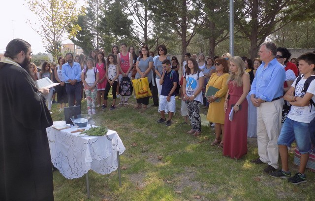 ΠΑΠΑΠΟΣΤΟΛΟΥ: Παρέχουμε πλήρες γεύμα στους μαθητές του Μουσικού Γυμνασίου Χαλκίδας