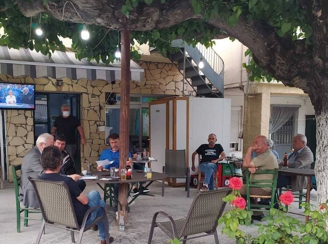 Συνάντηση Αποστόλου με τους ρητινοκαλλιεργητές της Βόρειας Εύβοιας