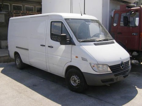 Εκλεψαν φορτηγό στην Αρτάκη