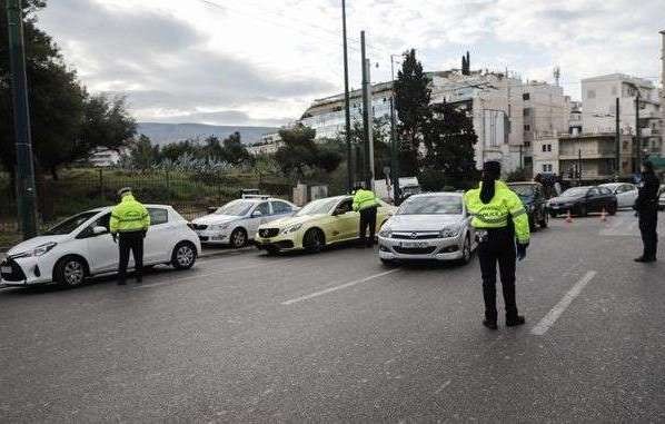 Δρακόντεια μέτρα για τις μετακινήσεις ενόψει Πάσχα ανακοίνωσε ο Χαρδαλιάς