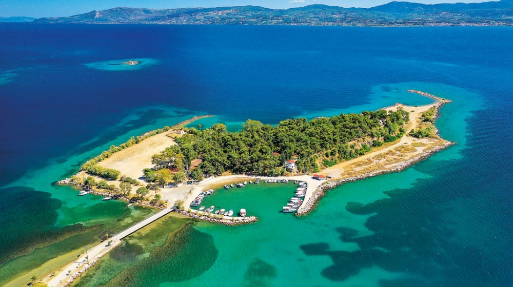 ΕΡΕΤΡΙΑ: Νόμιμο σε όλα το Νησί των Ονείρων