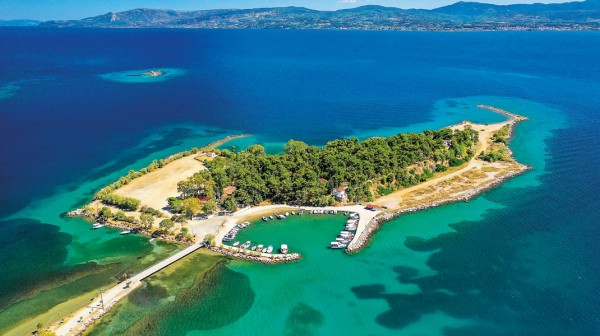 ΕΡΕΤΡΙΑ: Νόμιμο σε όλα το Νησί των Ονείρων