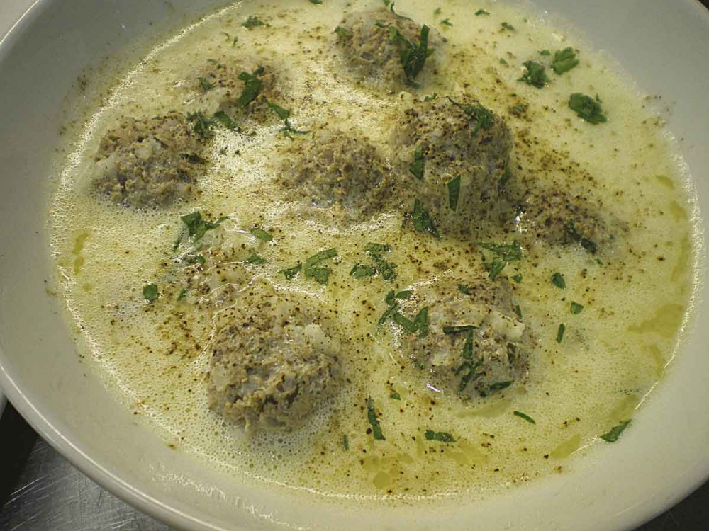 Γιουβαρλάκια αβγολέμονο