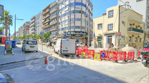 ΧΑΛΚΙΔΑ ΛΕΩΦΟΡΟΣ ΒΕΝΙΖΕΛΟΥ: Συνεχίζονται οι εργασίες για την αποκατάσταση της βλάβης χωρίς ... φως στο τούνελ