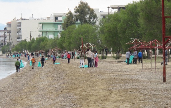 Λαμπίκο η ακτή στο Λευκαντί