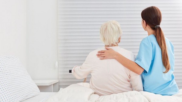 ΣΤΕΡΕΑ ΕΛΛΑΔΑ: Αρχίζει η υποβολή αιτήσεων για την δημιουργία Μητρώου Αποκλειστικών Νοσοκόμων για το έτος 2025