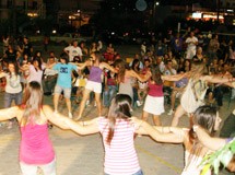 Ξέφρενο γλέντι στο 7ο Γυμνάσιο Xαλκίδας