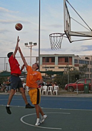 Μονομαχίες στο Αλιβέρι