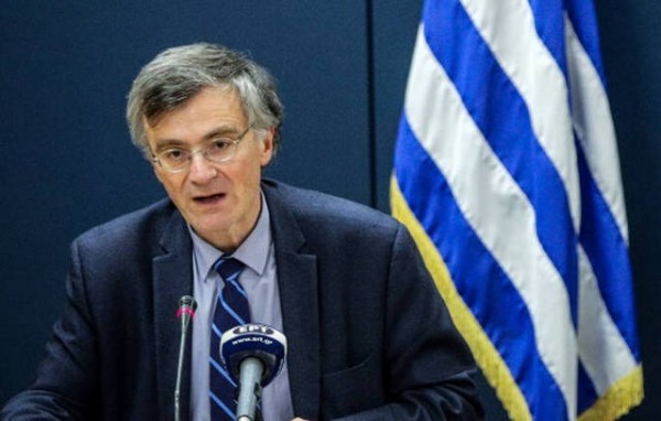 Έντονη διαφωνία Τσιόδρα για το άνοιγμα των Λυκείων