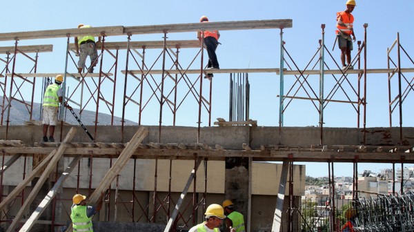 Μπλόκο στη δόμηση σε χωριά ως 2.000 κατοίκων