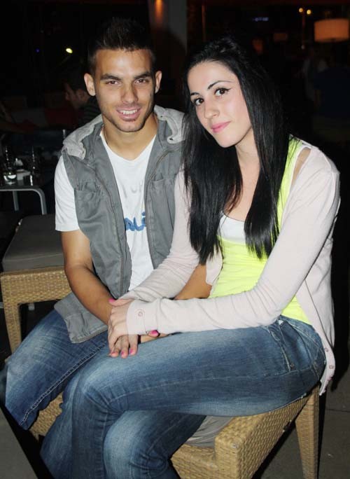 Ονειρεύονται ότι και άλλα 11.000.000 Ελληνες!