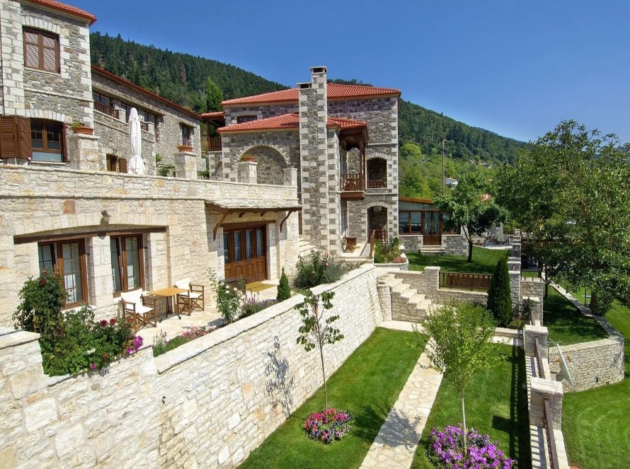 ΔΙΑΓΩΝΙΣΜΟΣ: Κερδίστε ένα τριήμερο σε πανέμορφο ξενώνα στο Καρπενήσι