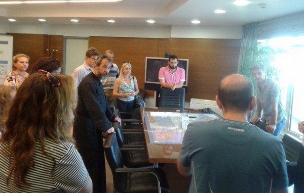 ΜΟΥΣΙΚΟ ΓΥΜΝΑΣΙΟ ΧΑΛΚΙΔΑΣ: Διαμαρτύρονται για τη σίτιση των μαθητών