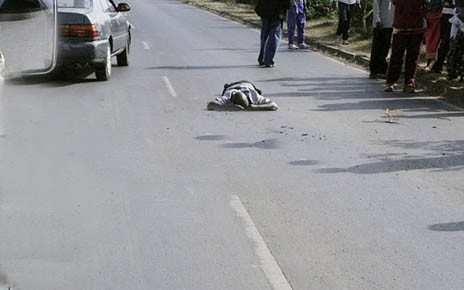 Τροχαίο στην Αμάρυνθο με εγκατάλειψη