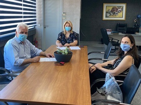 ΑΝΘΗΔΟΝΑ: Φτιάχνονται τρεις δρόμοι που είχαν καταστραφεί από τις βροχοπτώσεις