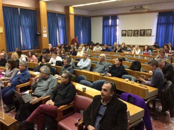 Οι μαθητές παρουσίασαν τις εργασίες τους στο Επιμελητήριο Εύβοιας