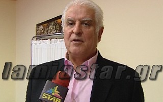 Πρύτανης αποκαλεί χωριό τα Ψαχνά