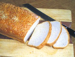 Ψωμί με τυρί τσένταρ