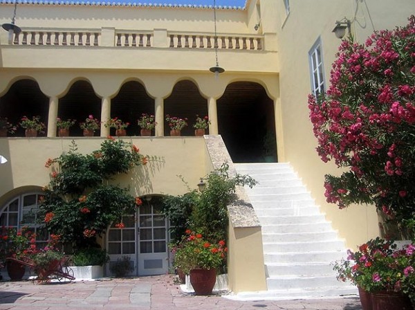 Τετραήμερη εκδρομή στην Αργολίδα για το Λύκειο Ψαχνών