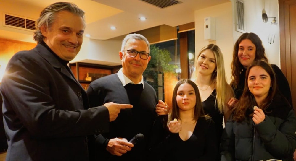 ΗΡΑΚΛΗΣ ΧΑΛΚΙΔΑΣ: Οικογενειακά και φιλικά έκοψε την πίτα του