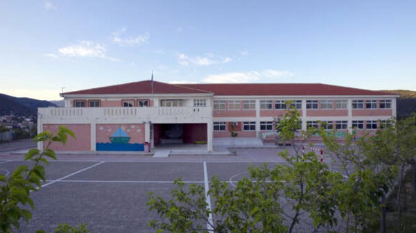 ΚΟΝΙΣΤΡΕΣ: Ελλείψεις στην υλικοτεχνική υποδομή και σε είδη καθαριότητας στο Δημοτικό Σχολείο