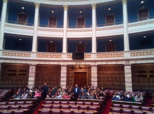 Μαθητές από την Χαλκίδα επισκέφτηκαν την Βουλή