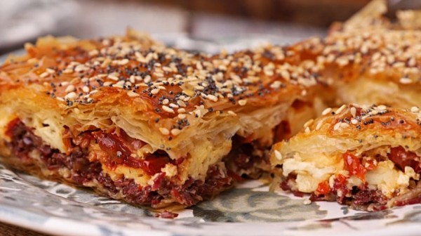 Παστουρμαδόπιτα