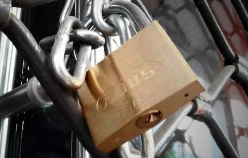 ΑΛΙΒΕΡΙ: Λουκέτο για φοροδιαφυγή σε αίθουσα εκδηλώσεων μετά το γαμήλιο γλέντι