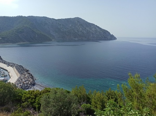 ΠΗΛΙ ΒΟΡΕΙΑ ΕΥΒΟΙΑ: Καταπράσινο τοπίο με βουνό και θάλασσα, μόλις μία ώρα από τη Χαλκίδα