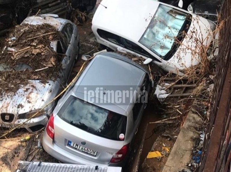 Πνίγηκε το Μαρούσι μετά την ισχυρή καταιγίδα