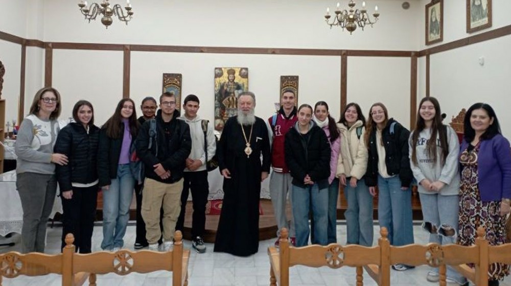 Αντιπροσωπεία μαθητών του 2ου Λυκείου Χαλκίδας επισκέφτηκε τον Μητροπολίτη