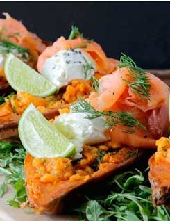 Γλυκοπατάτες γεμιστές με σολομό