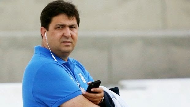 Σήμερα η στέψη στο Παρίσι και τα ...προγνωστικά του Παπακωνσταντίνου